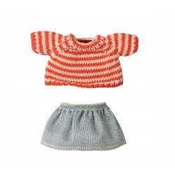 Knitted sweater and skirt,...