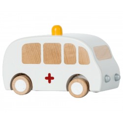 Wooden ambulance 2021 - Maileg